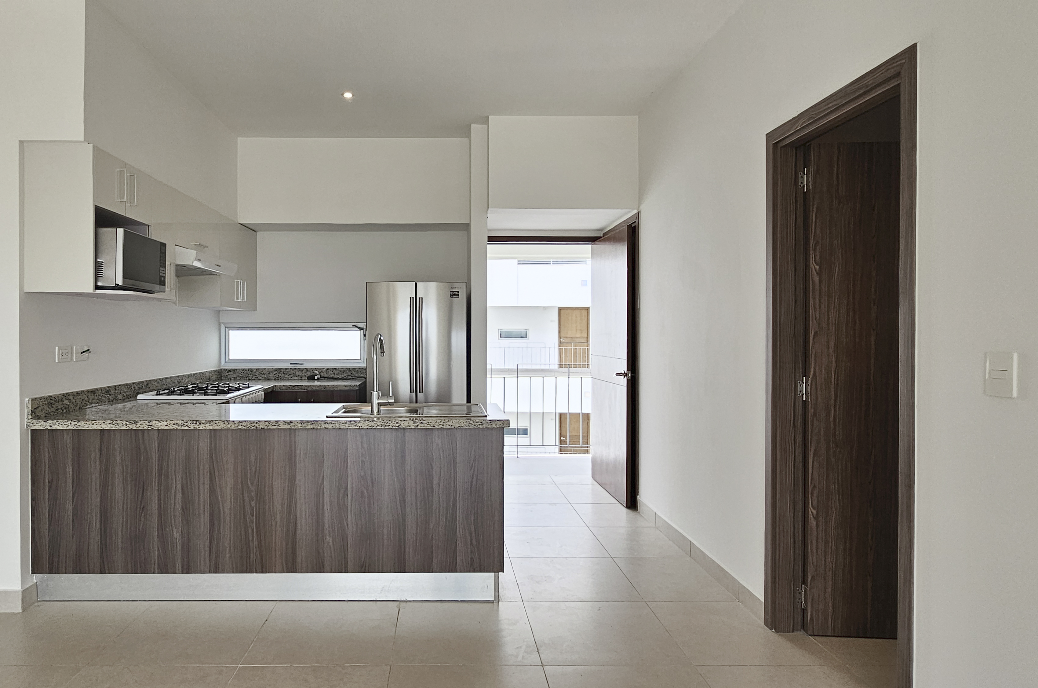 457-Departamento-en-venta-en-Vía-Montejo-Mérida-de-una-habitación-equipado-Nivel-9 (7).jpg